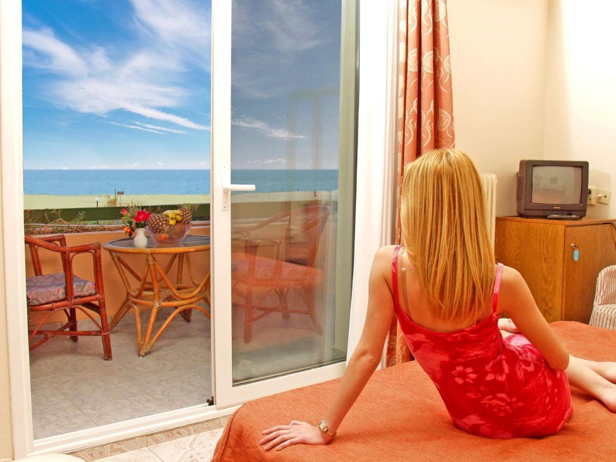 Hotel Platon Beach Olympiakí Aktí Exterior foto