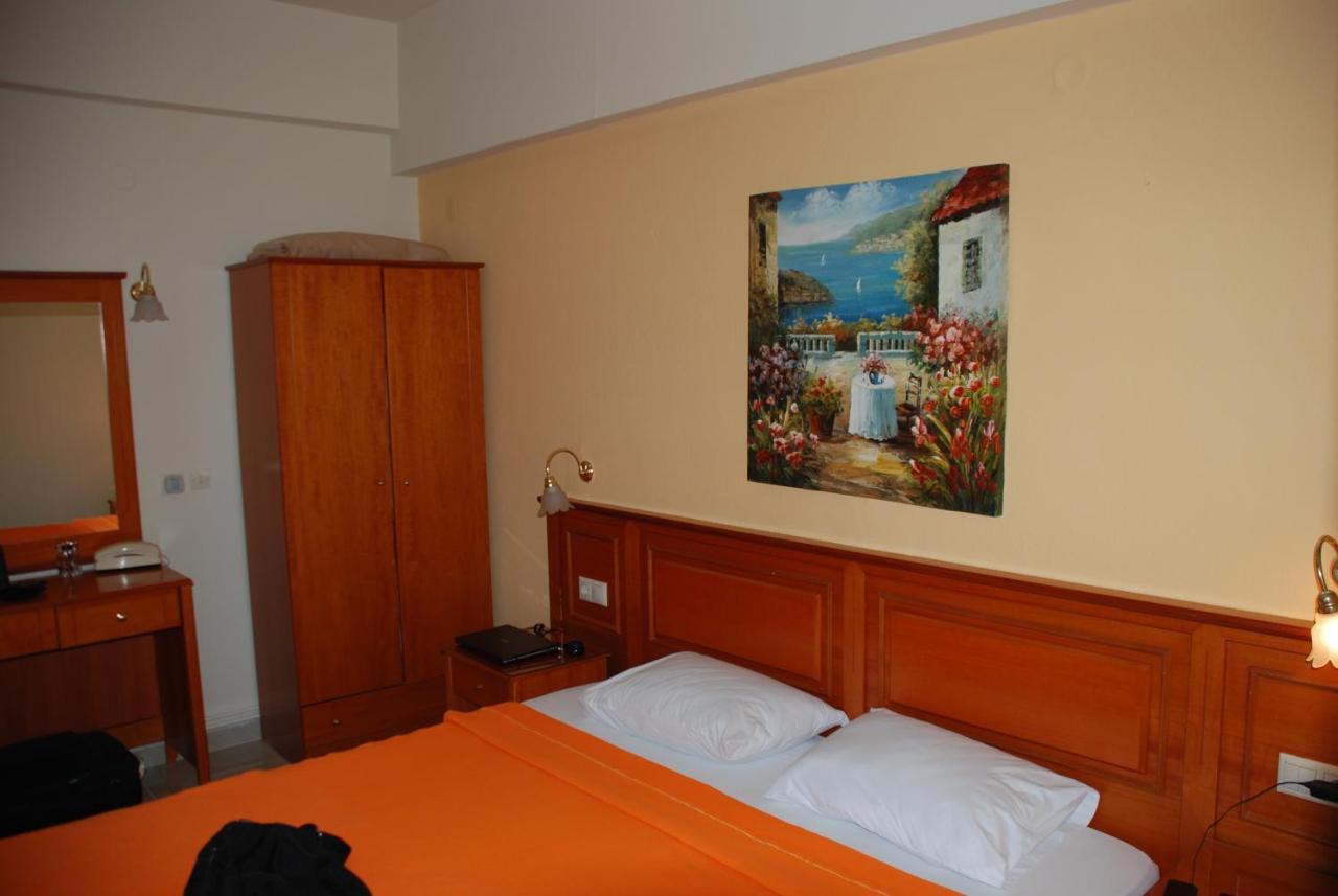 Hotel Platon Beach Olympiakí Aktí Exterior foto